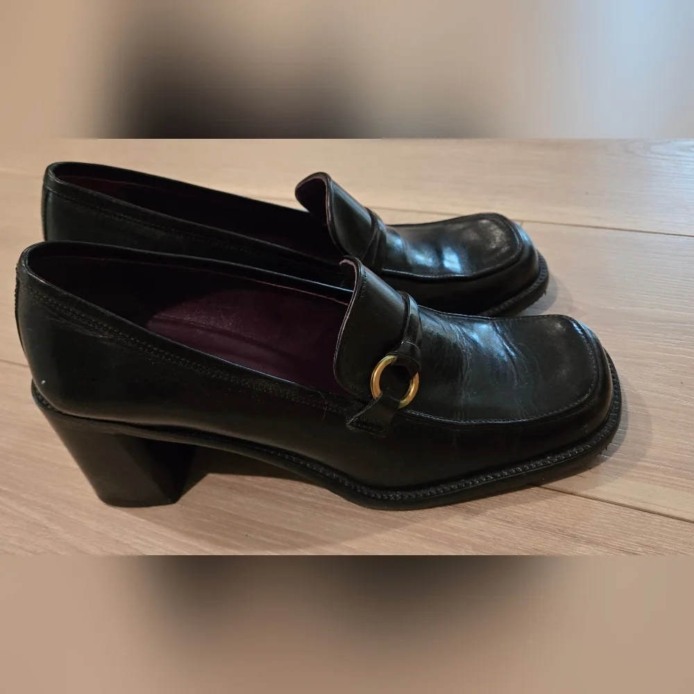 Kenneth Cole New York Heeled Black Leather Loafers
